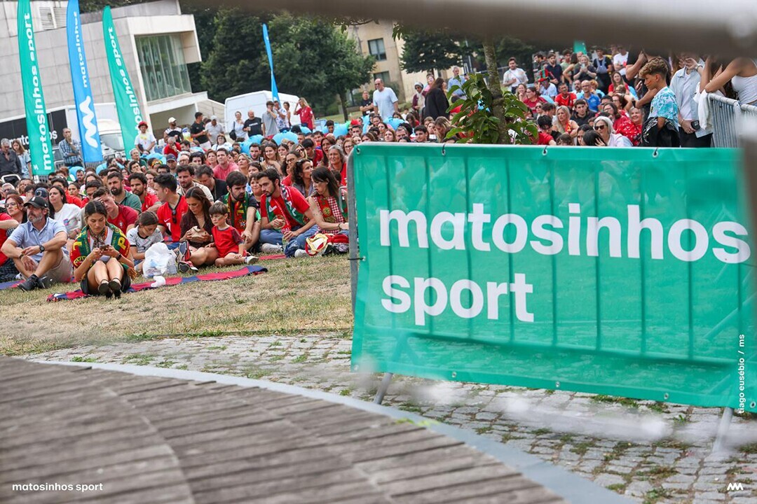 not_fanzone_mundial_2jogo_10_1_2500_2500
