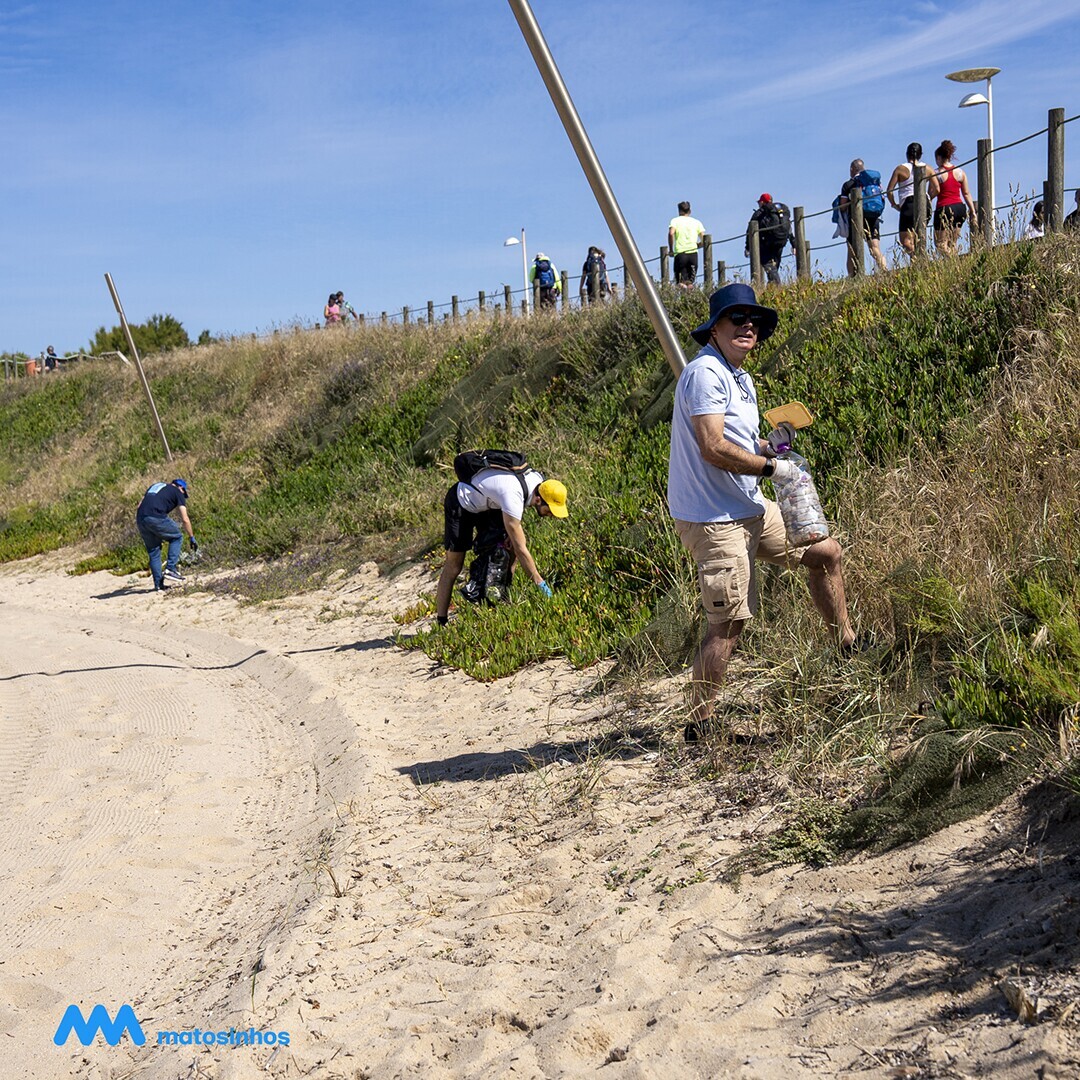 not_limpeza_praias_4_1_2500_2500