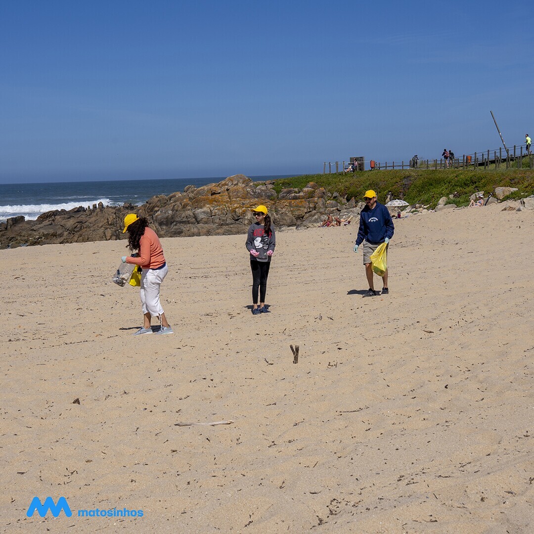 not_limpeza_praias_6_1_2500_2500